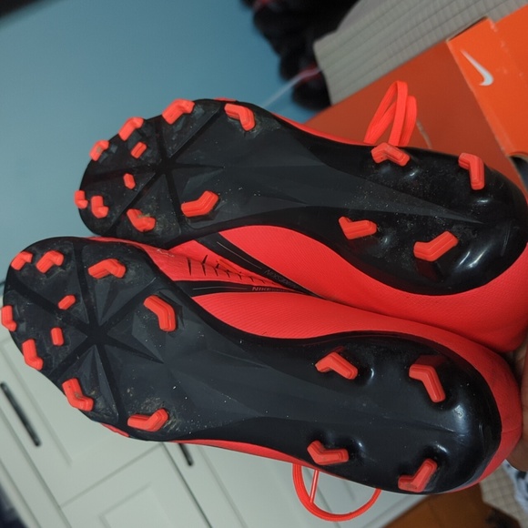 Nike Phantom Venom Academy FG bright crimson Sz 13 - Picture 5 of 6